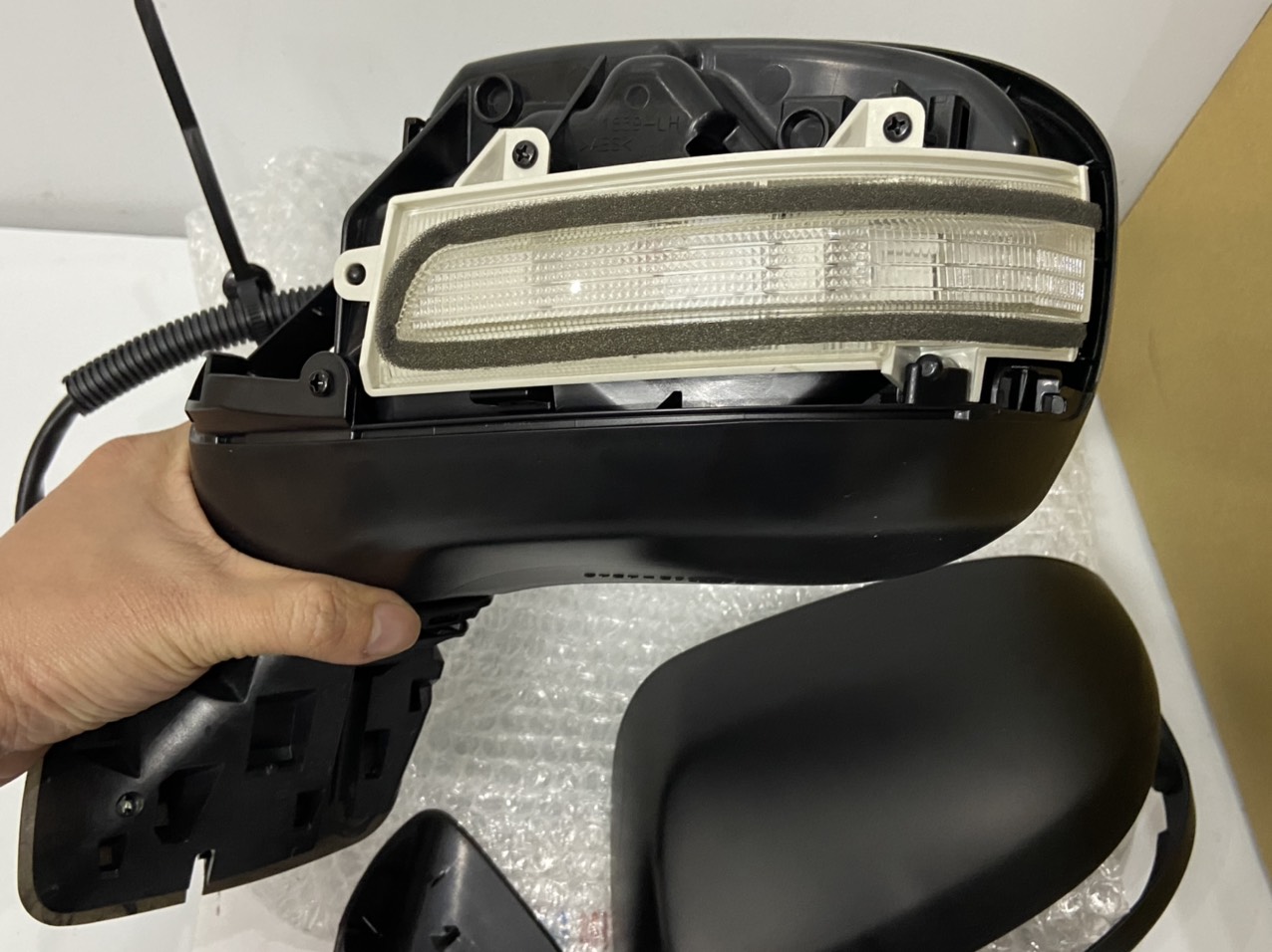 Gương chiếu hậu bên phụ xe Honda CIVIC 2014